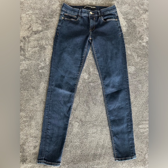Express Jeans - Women's Blue Denim Mid-Rise Legging, Size 6R - Picture 2 of 9